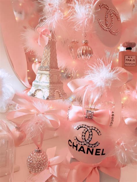 Chanel christmas wallpaper